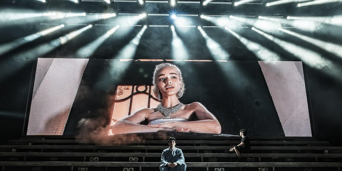 Rachel Zegler spielt in Evita im London Palladium die Hauptrolle
