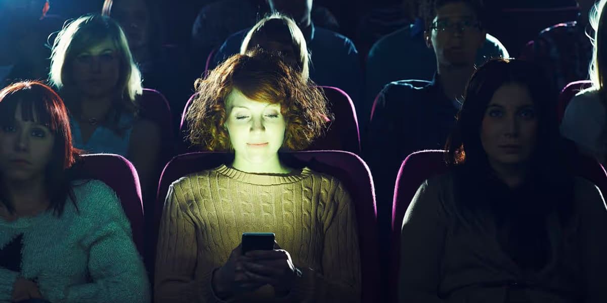 West End to introduce phone friendly performances