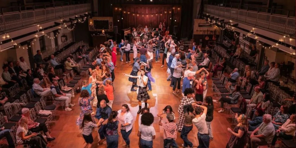 Scott Gilmour and the company of the North American premiere of Ceilidh, photo by Matt Murphy