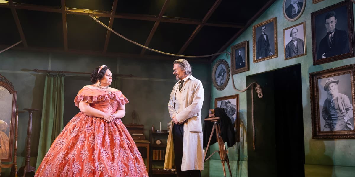 Mrs President gallery image