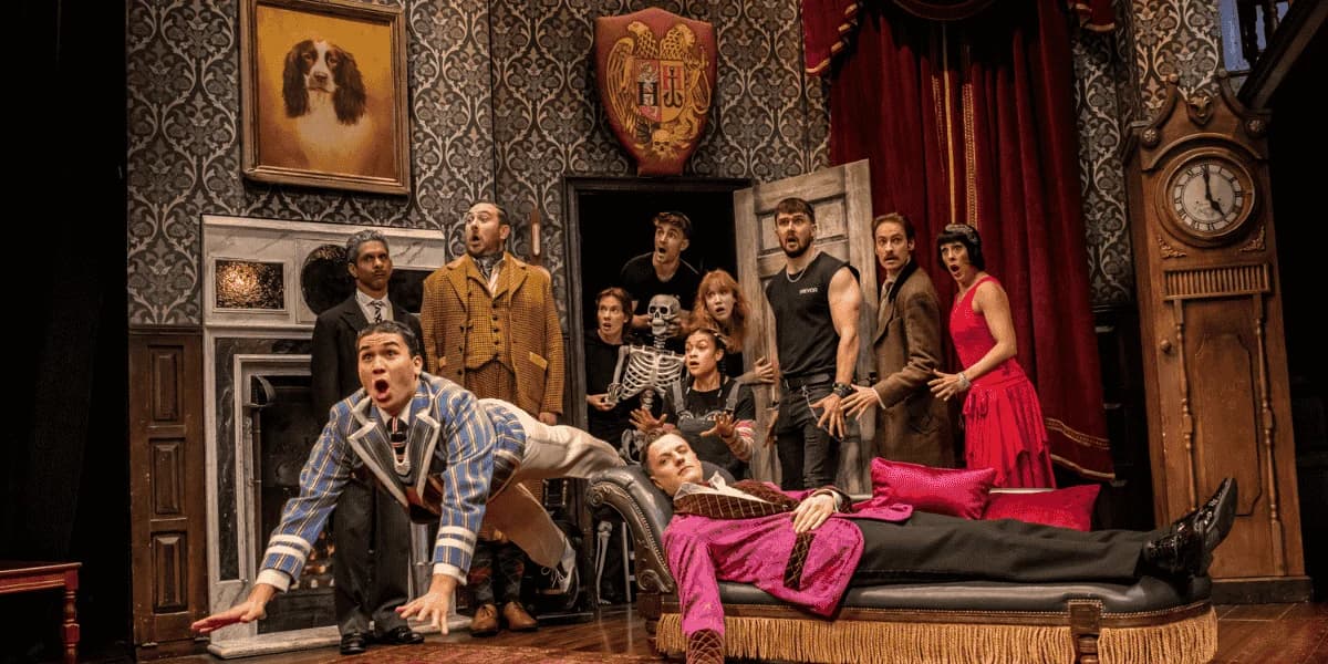 The Play That Goes Wrong London tickets