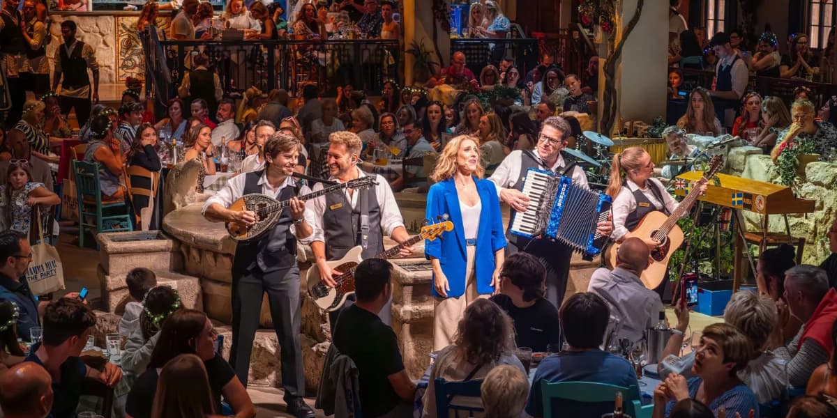 shows similar to MAMMA MIA!