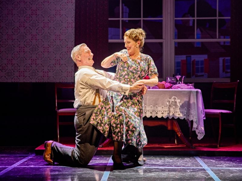 Sinatra The Musical. Featuring Jenna Russell and Marty MacGuire. Photography by Birgit and Ralf Brinkhoff.