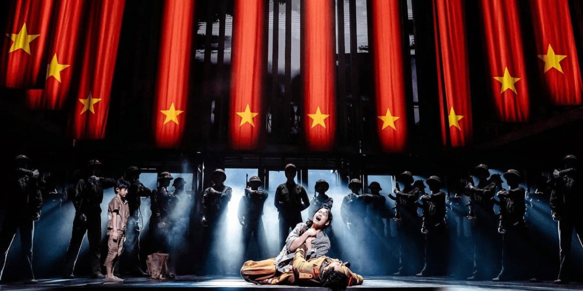 Miss Saigon 2025 / 2026 Tour Production Photography