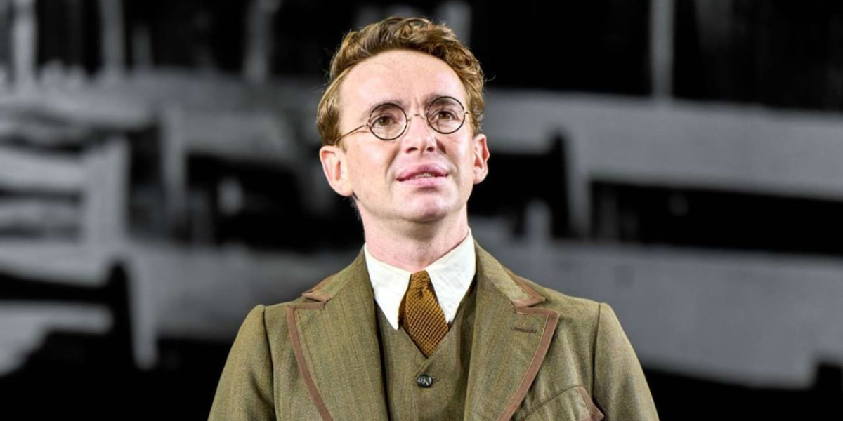 Laurie Kynaston plays Friedrich Hayek in The Standard of Living 