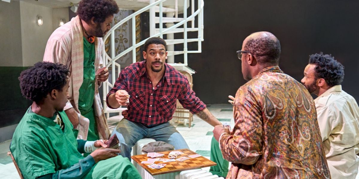 Aaron Pierre (Randle P. McMurphy) and The Company in One Flew Over the Cuckoo’s Nest at The Old Vic (2026).